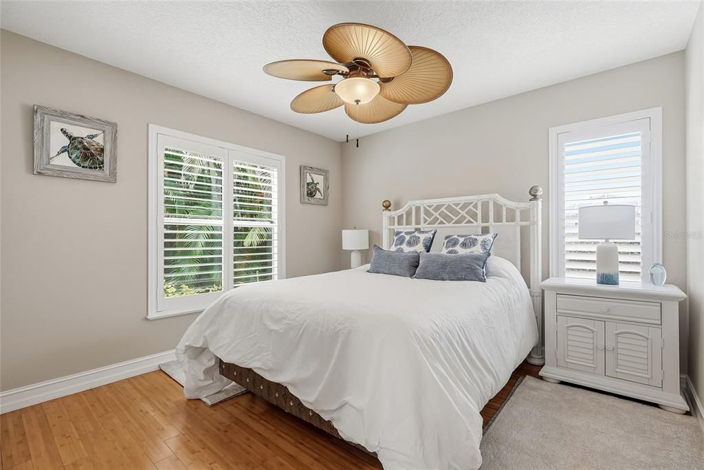 For Sale: $1,095,000 (4 beds, 3 baths, 2474 Square Feet)