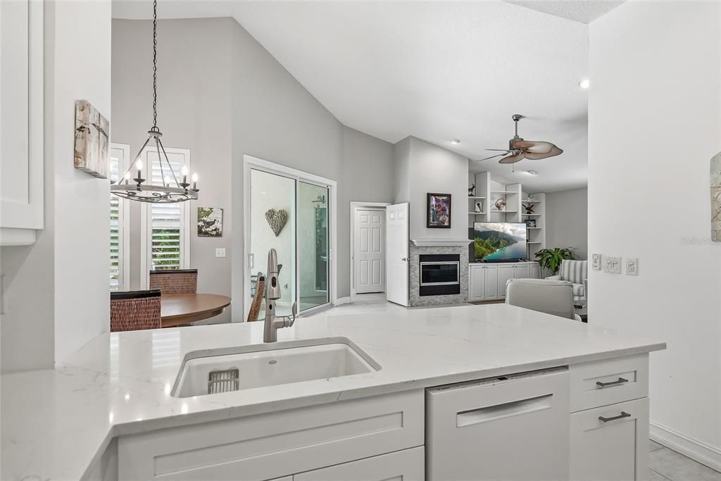 For Sale: $1,095,000 (4 beds, 3 baths, 2474 Square Feet)