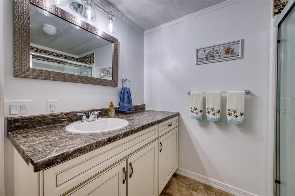 En Venta: $174,500 (2 camas, 2 baños, 1248 Pies cuadrados)