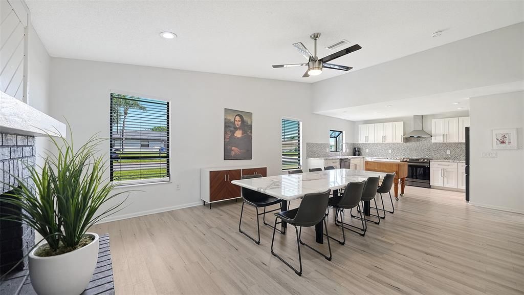 Active With Contract: $475,000 (3 beds, 2 baths, 1779 Square Feet)