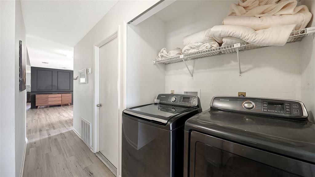 Active With Contract: $475,000 (3 beds, 2 baths, 1779 Square Feet)