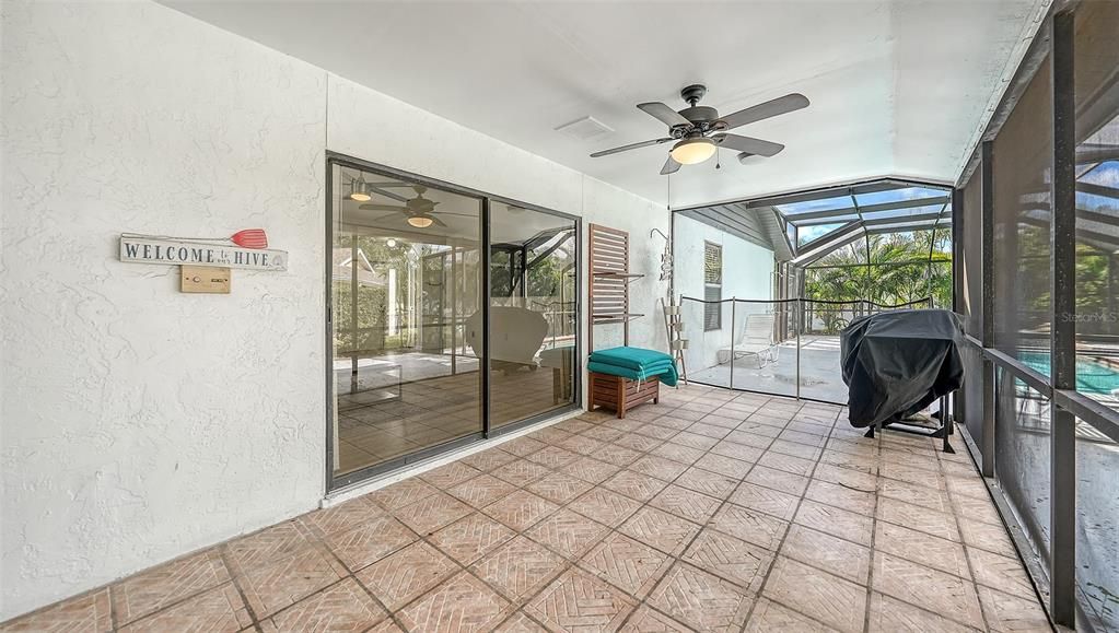 Active With Contract: $475,000 (3 beds, 2 baths, 1779 Square Feet)