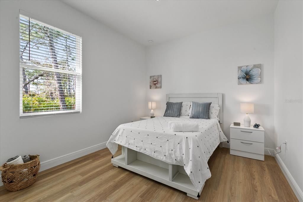 En Venta: $365,000 (4 camas, 2 baños, 1636 Pies cuadrados)