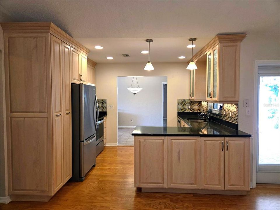 For Rent: $2,900 (3 beds, 2 baths, 1532 Square Feet)