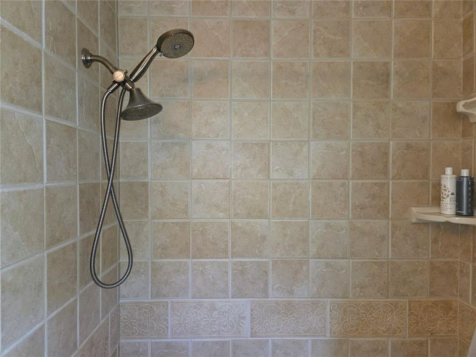 For Rent: $2,900 (3 beds, 2 baths, 1532 Square Feet)