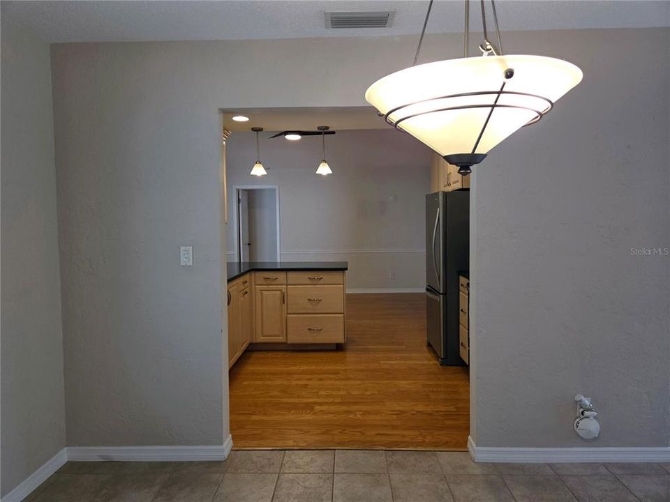 For Rent: $2,900 (3 beds, 2 baths, 1532 Square Feet)