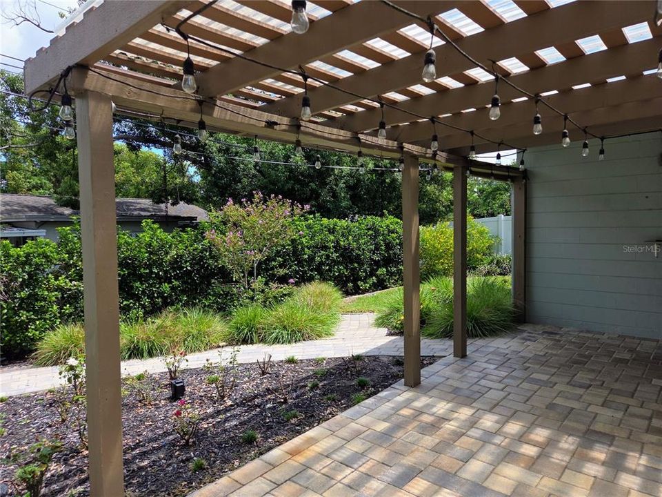 For Rent: $2,900 (3 beds, 2 baths, 1532 Square Feet)