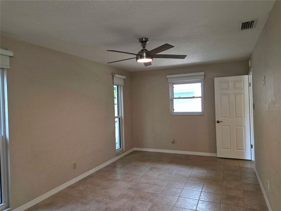 For Rent: $2,900 (3 beds, 2 baths, 1532 Square Feet)