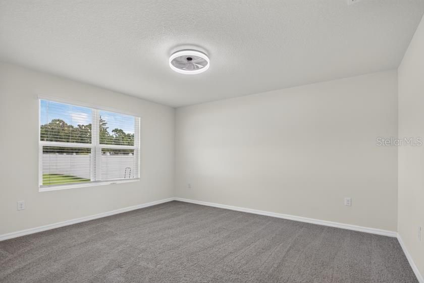 For Sale: $310,000 (3 beds, 2 baths, 1615 Square Feet)