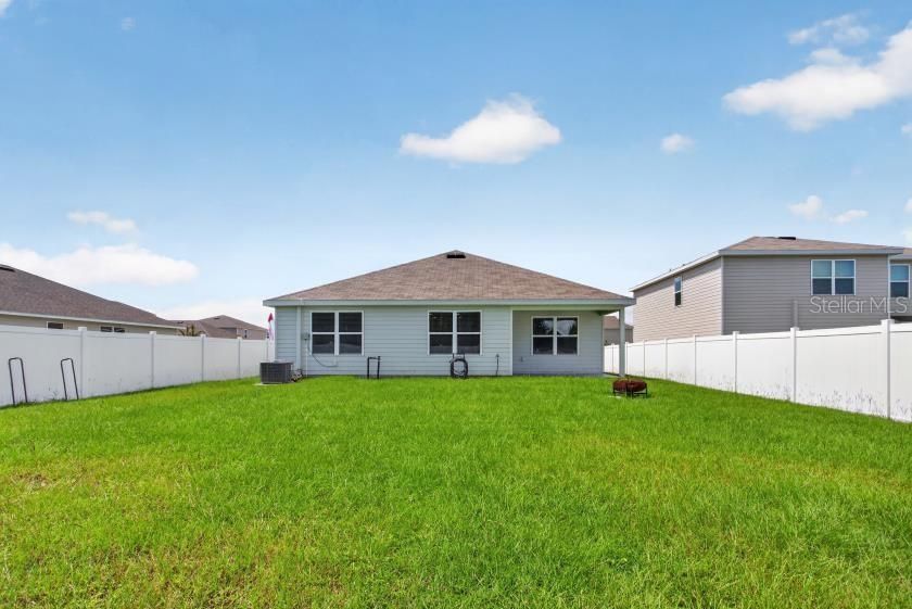 For Sale: $310,000 (3 beds, 2 baths, 1615 Square Feet)