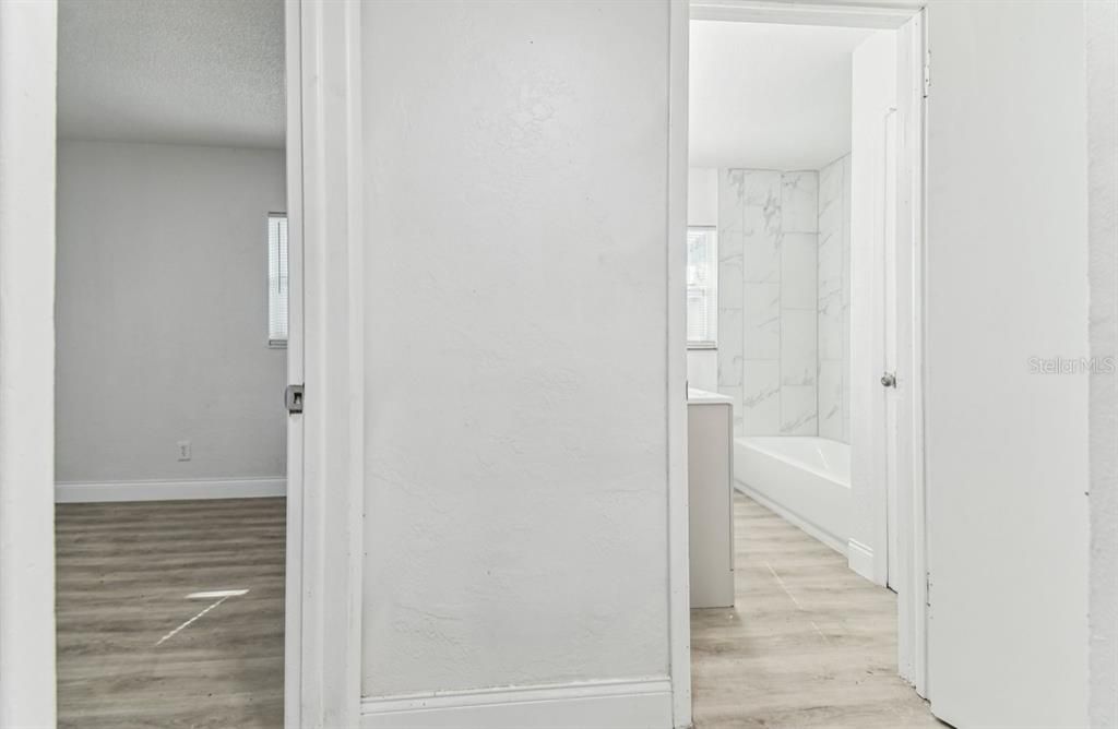 На продажу: $299,900 (3 спален, 2 ванн, 1152 Квадратных фут)