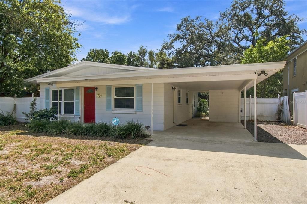 For Sale: $420,000 (2 beds, 2 baths, 1014 Square Feet)