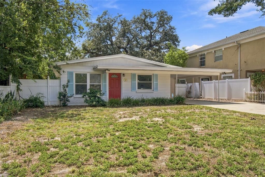 For Sale: $420,000 (2 beds, 2 baths, 1014 Square Feet)