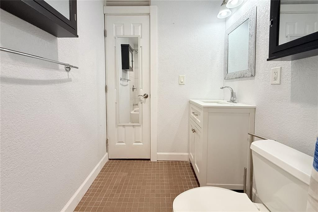 En Venta: $479,900 (3 camas, 2 baños, 1681 Pies cuadrados)