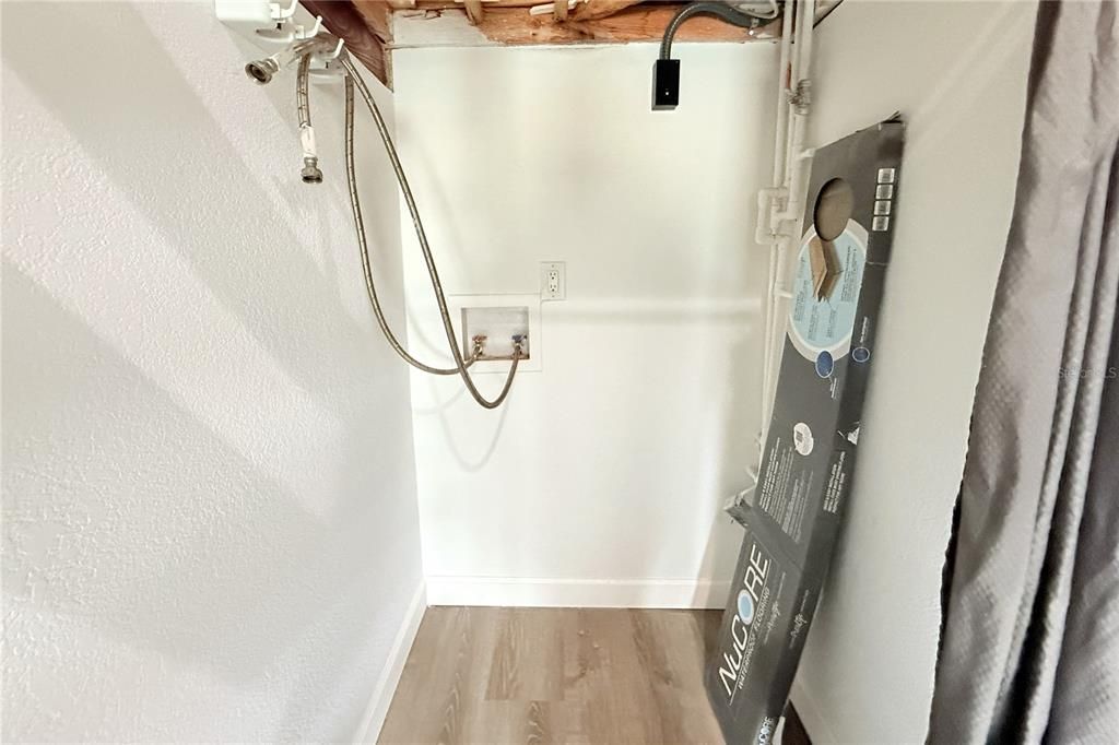En Venta: $479,900 (3 camas, 2 baños, 1681 Pies cuadrados)
