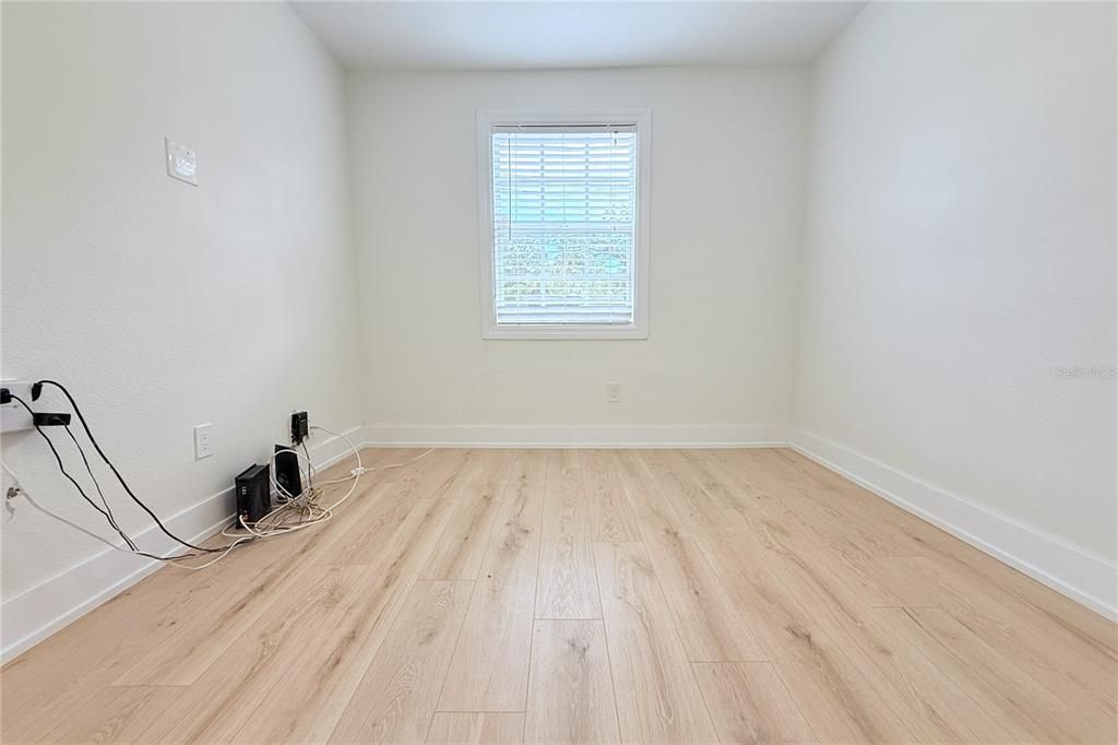En Venta: $479,900 (3 camas, 2 baños, 1681 Pies cuadrados)