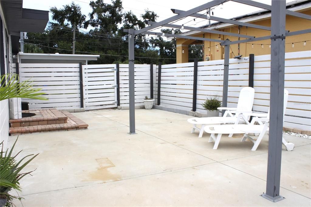 En Venta: $479,900 (3 camas, 2 baños, 1681 Pies cuadrados)
