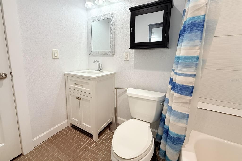 En Venta: $479,900 (3 camas, 2 baños, 1681 Pies cuadrados)
