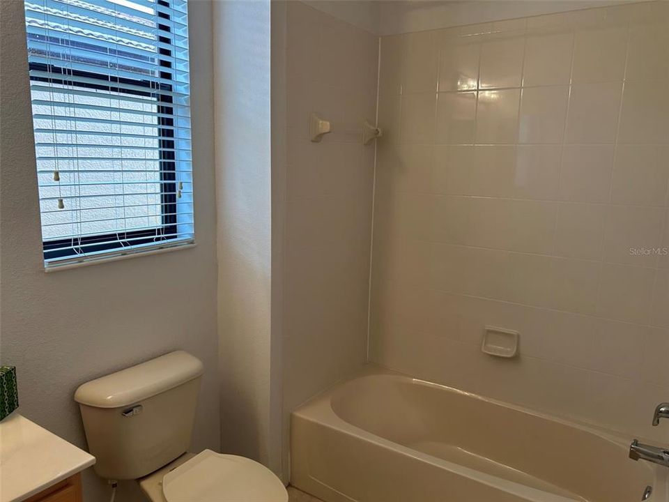 В аренду: $2,300 (3 спален, 2 ванн, 1616 Квадратных фут)