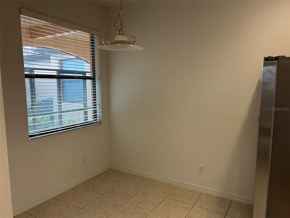 В аренду: $2,300 (3 спален, 2 ванн, 1616 Квадратных фут)