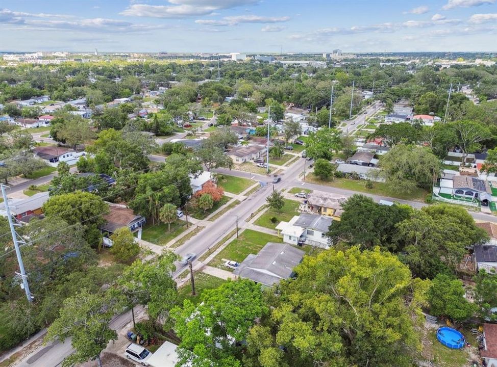 For Rent: $2,000 (3 beds, 2 baths, 1152 Square Feet)
