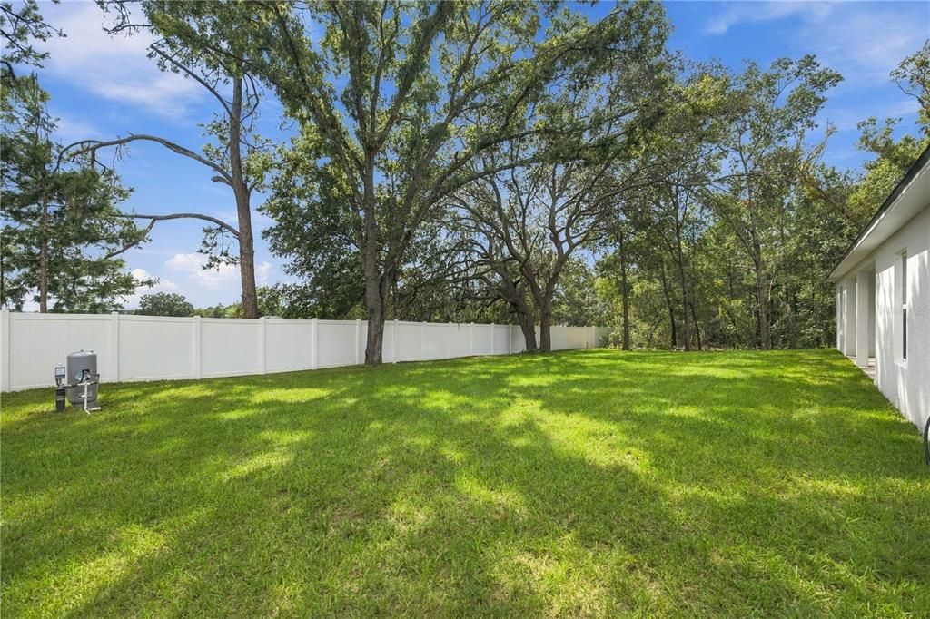 Active With Contract: $305,000 (3 beds, 2 baths, 1606 Square Feet)