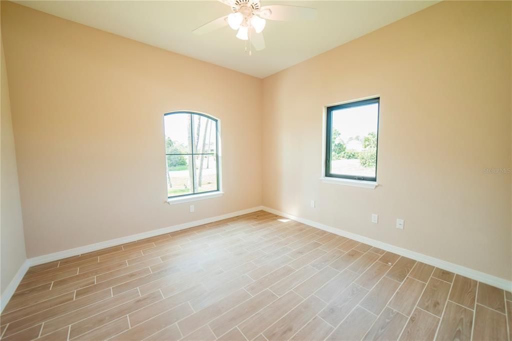 For Rent: $3,300 (3 beds, 2 baths, 1808 Square Feet)
