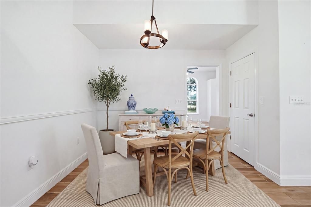 For Sale: $849,900 (5 beds, 5 baths, 2982 Square Feet)