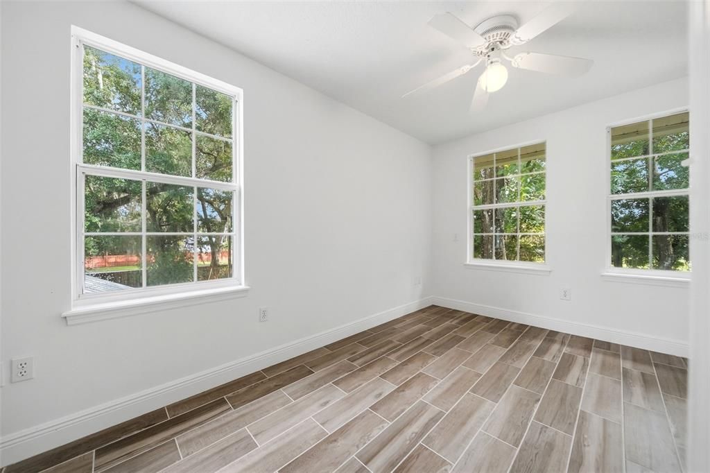 For Sale: $849,900 (5 beds, 5 baths, 2982 Square Feet)