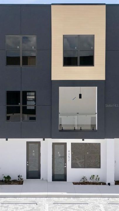 En Venta: $650,000 (4 camas, 3 baños, 2650 Pies cuadrados)