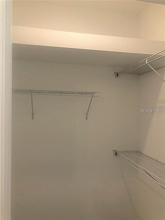 На продажу: $399,000 (4 спален, 2 ванн, 2004 Квадратных фут)