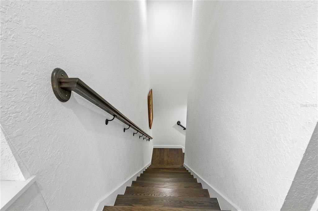 На продажу: $879,900 (3 спален, 3 ванн, 1987 Квадратных фут)