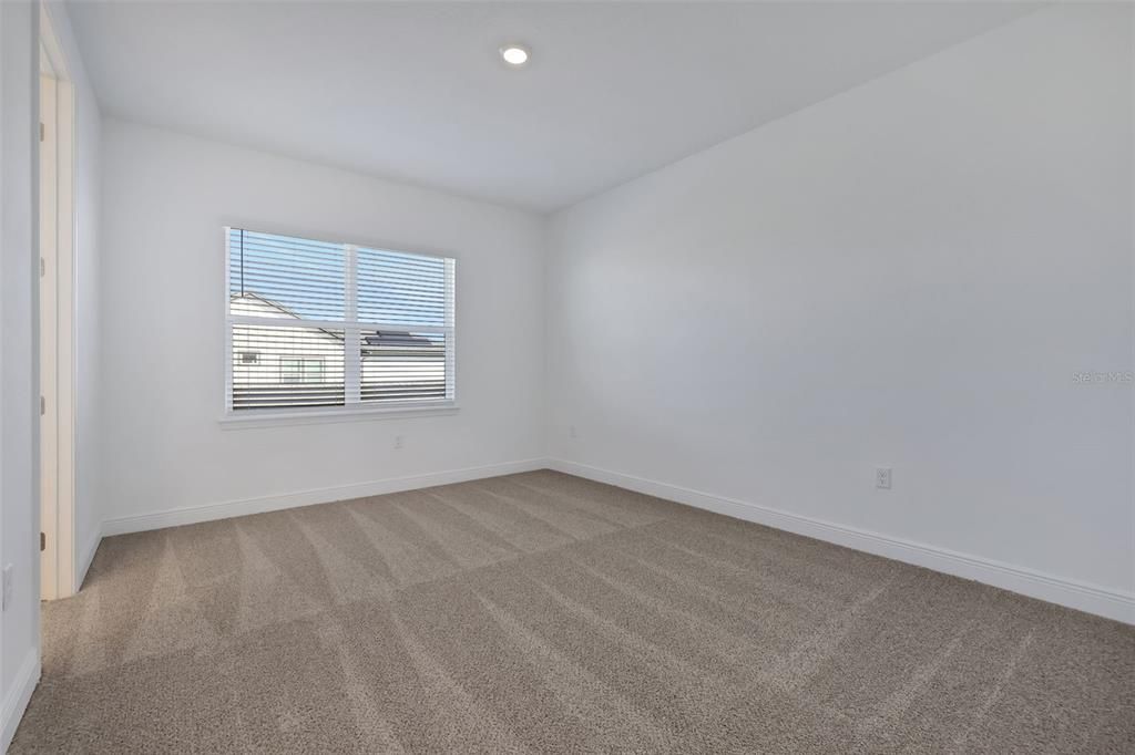 Activo con contrato: $359,990 (3 camas, 2 baños, 1764 Pies cuadrados)