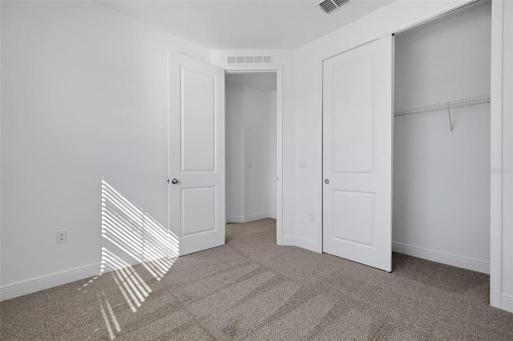Activo con contrato: $359,990 (3 camas, 2 baños, 1764 Pies cuadrados)