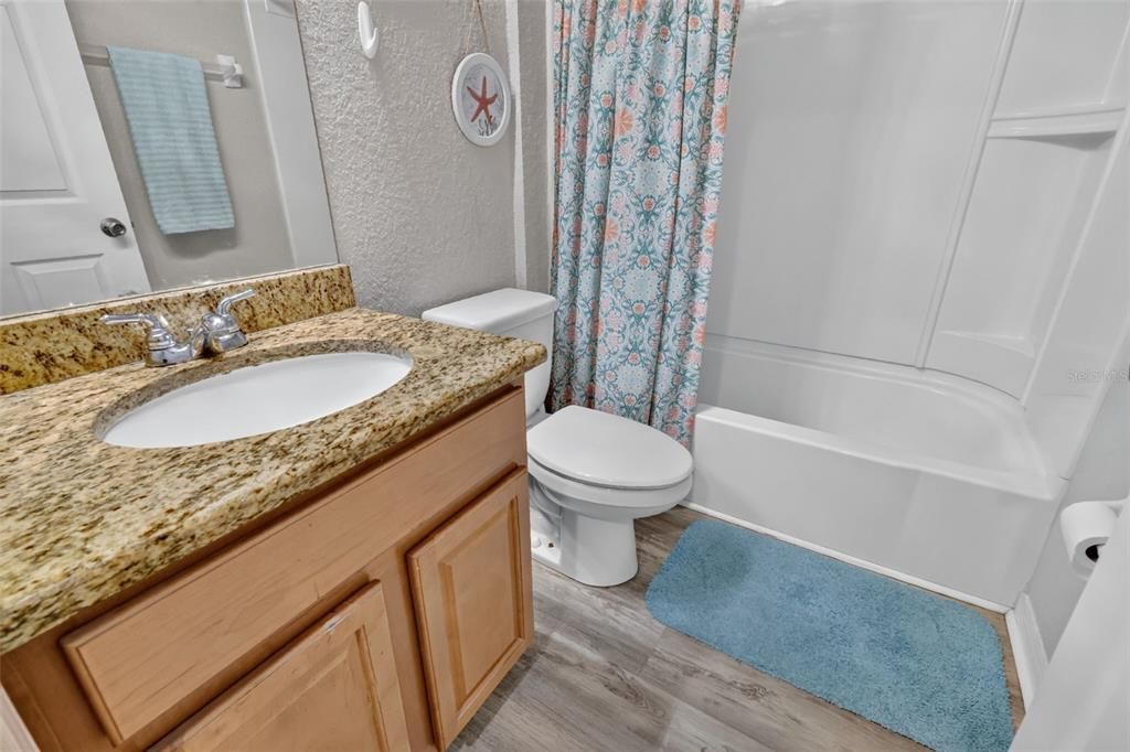 For Sale: $263,000 (3 beds, 2 baths, 1426 Square Feet)