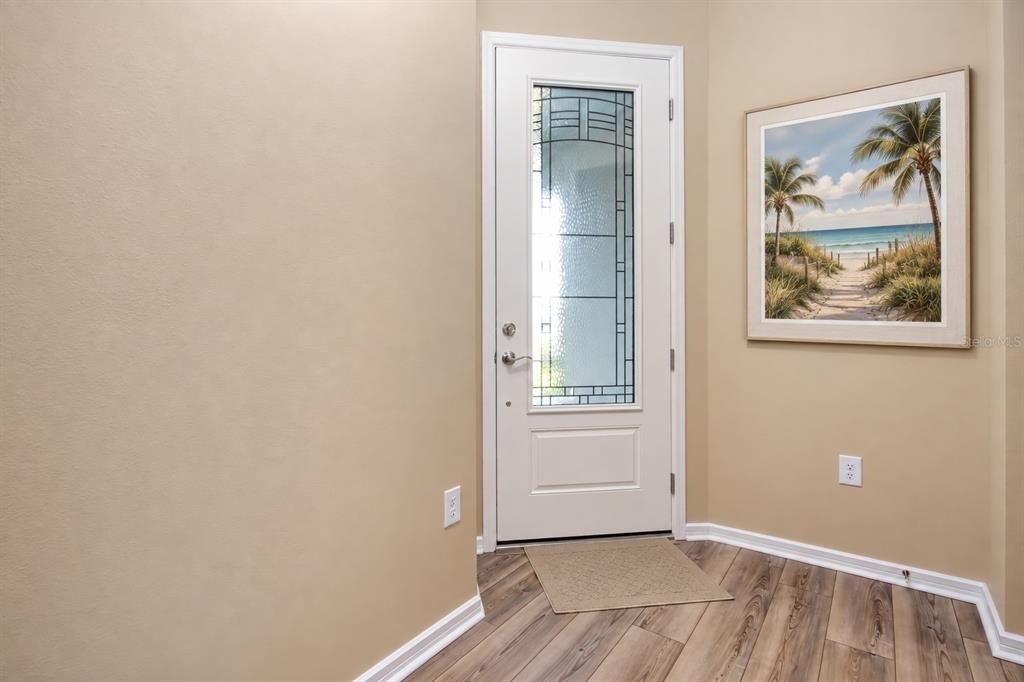 For Sale: $422,000 (2 beds, 2 baths, 1563 Square Feet)