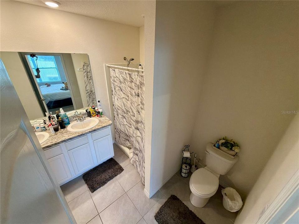 For Rent: $2,150 (4 beds, 2 baths, 1657 Square Feet)
