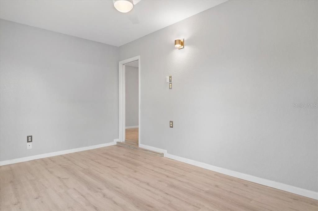 En Venta: $249,900 (2 camas, 2 baños, 1031 Pies cuadrados)