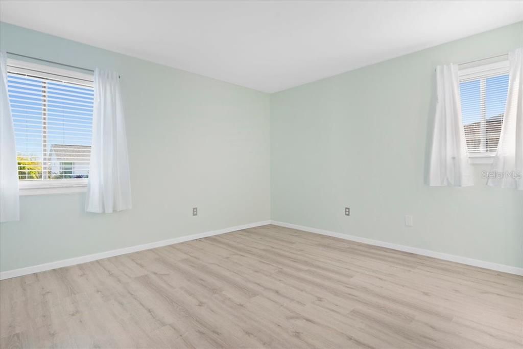 En Venta: $249,900 (2 camas, 2 baños, 1031 Pies cuadrados)