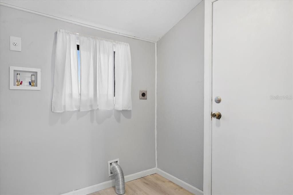 En Venta: $249,900 (2 camas, 2 baños, 1031 Pies cuadrados)