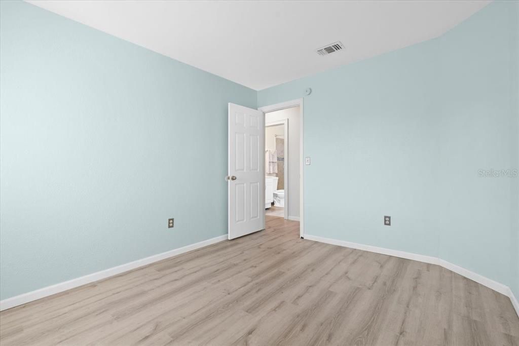 En Venta: $249,900 (2 camas, 2 baños, 1031 Pies cuadrados)