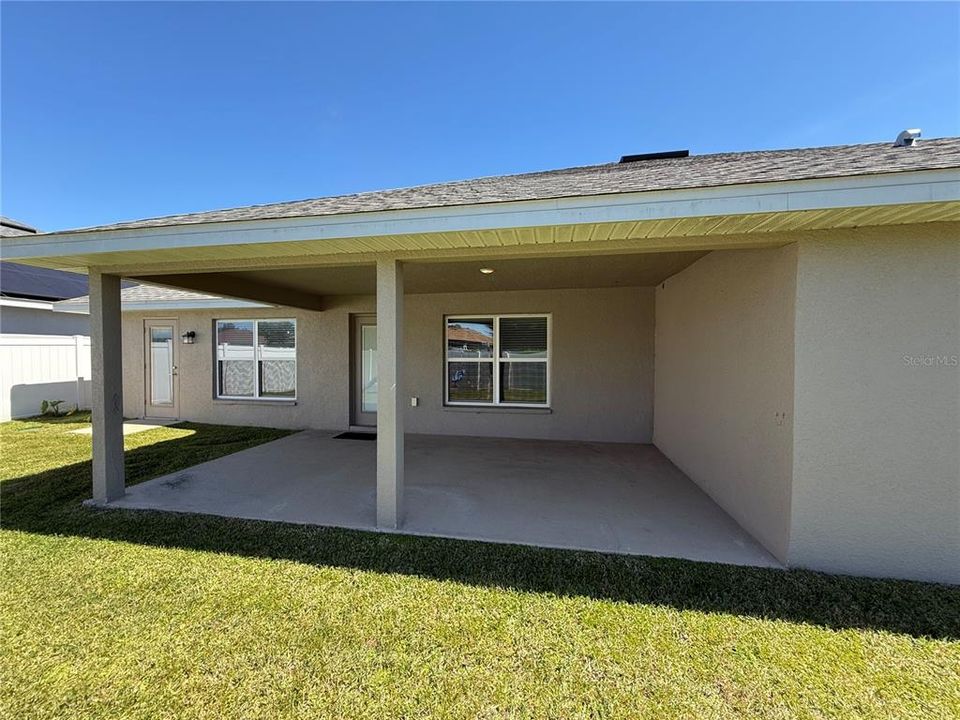 For Sale: $374,000 (4 beds, 3 baths, 3000 Square Feet)