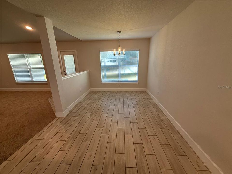 For Sale: $374,000 (4 beds, 3 baths, 3000 Square Feet)