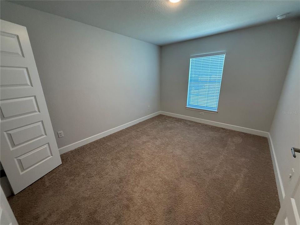 For Sale: $374,000 (4 beds, 3 baths, 3000 Square Feet)
