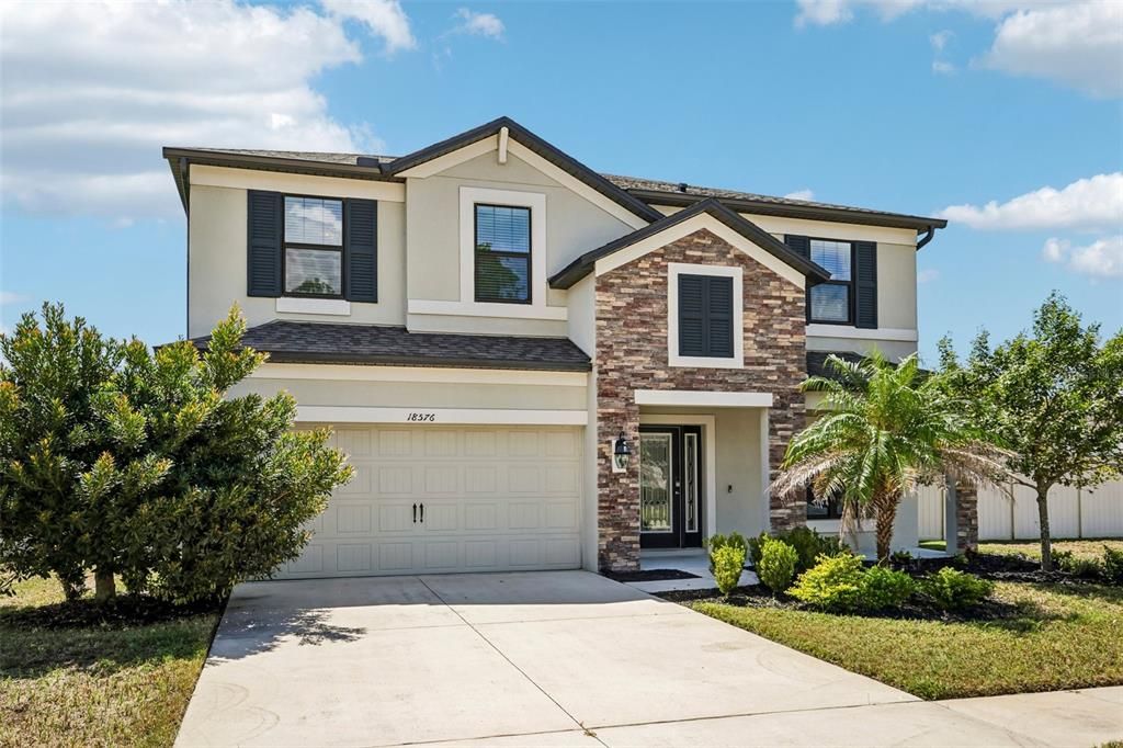 For Rent: $3,000 (4 beds, 2 baths, 2890 Square Feet)