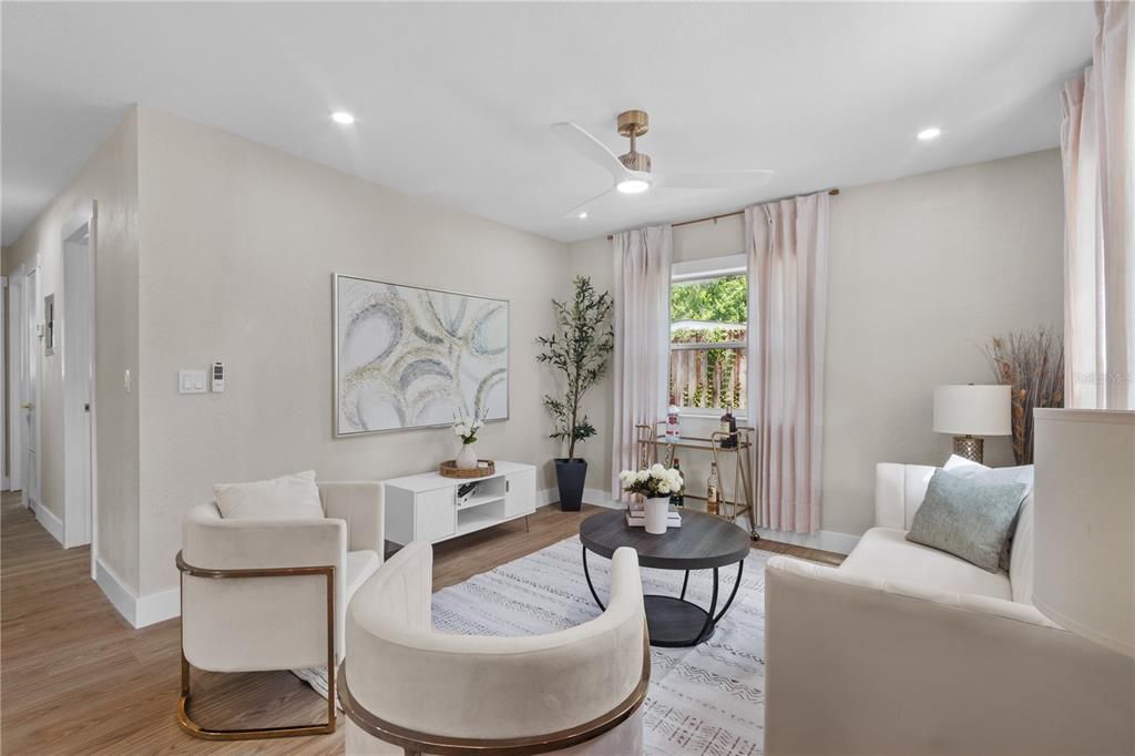 For Sale: $338,900 (4 beds, 2 baths, 1548 Square Feet)