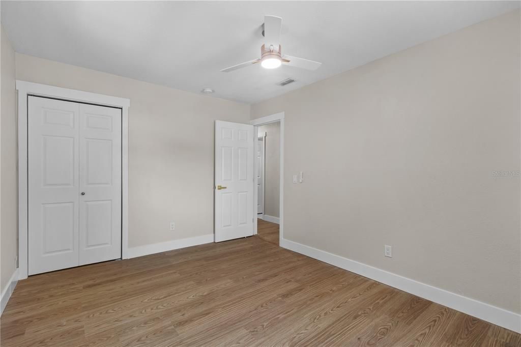 For Sale: $338,900 (4 beds, 2 baths, 1548 Square Feet)