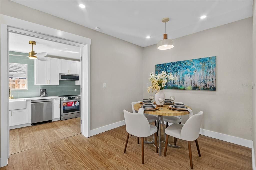 For Sale: $338,900 (4 beds, 2 baths, 1548 Square Feet)