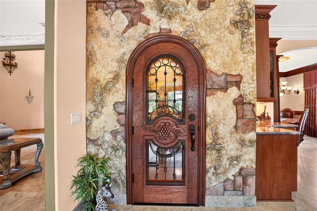 For Sale: $2,590,500 (6 beds, 5 baths, 6780 Square Feet)