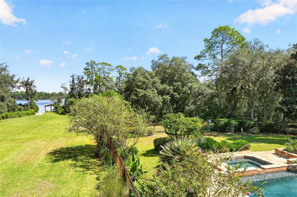 For Sale: $2,590,500 (6 beds, 5 baths, 6780 Square Feet)